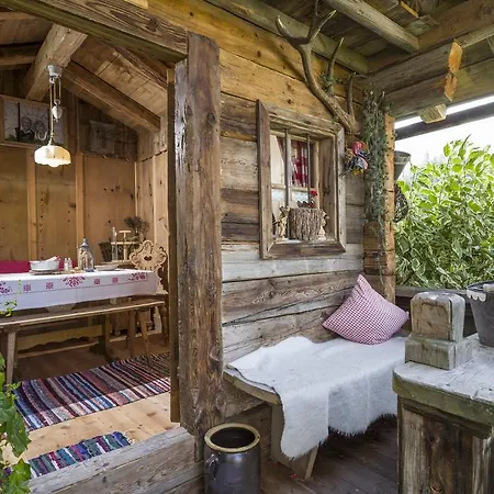 Dengg מלון גרלוס