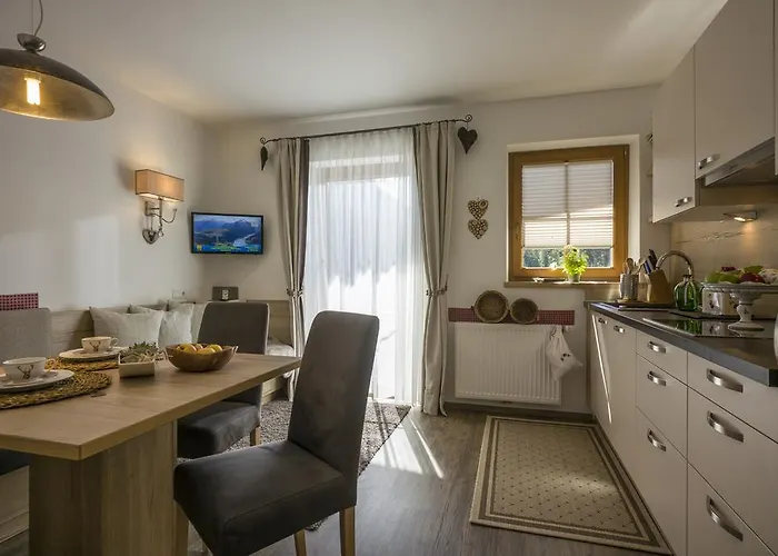 登格兰德豪斯旅馆 4* 盖洛斯