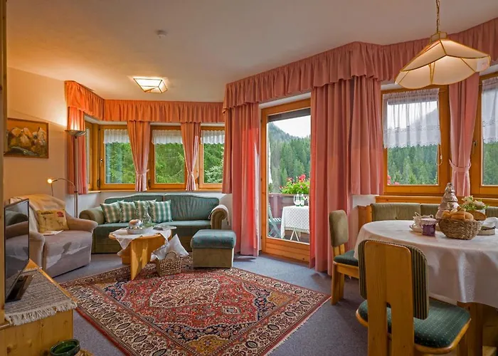 登格兰德豪斯旅馆 4* 盖洛斯