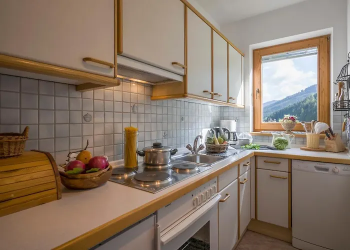 登格兰德豪斯旅馆 酒店 4*