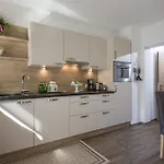 Dengg Hotel 4*